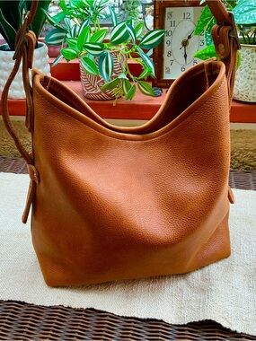 Go Forth Goods Julianne Small Hobo Bag HONEY GFG
